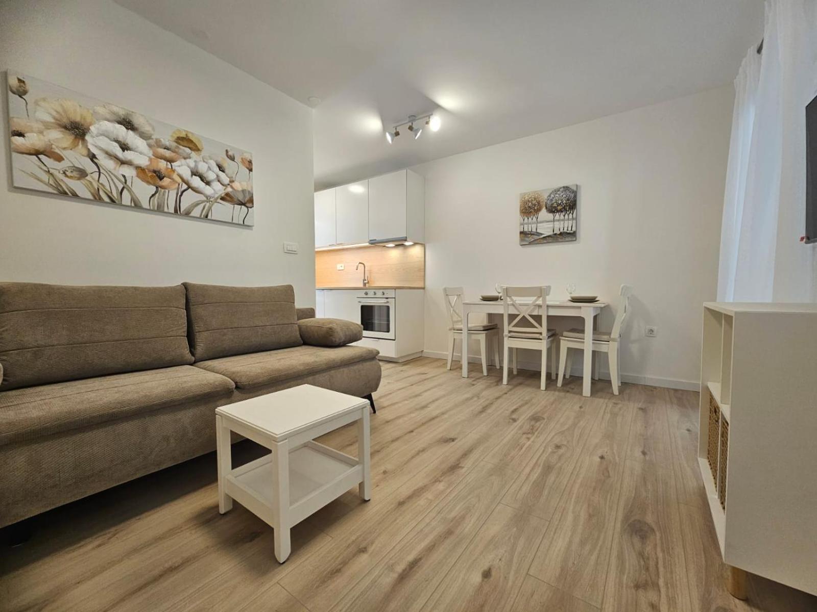 Apartments Miamare 2 Primošten Exterior foto